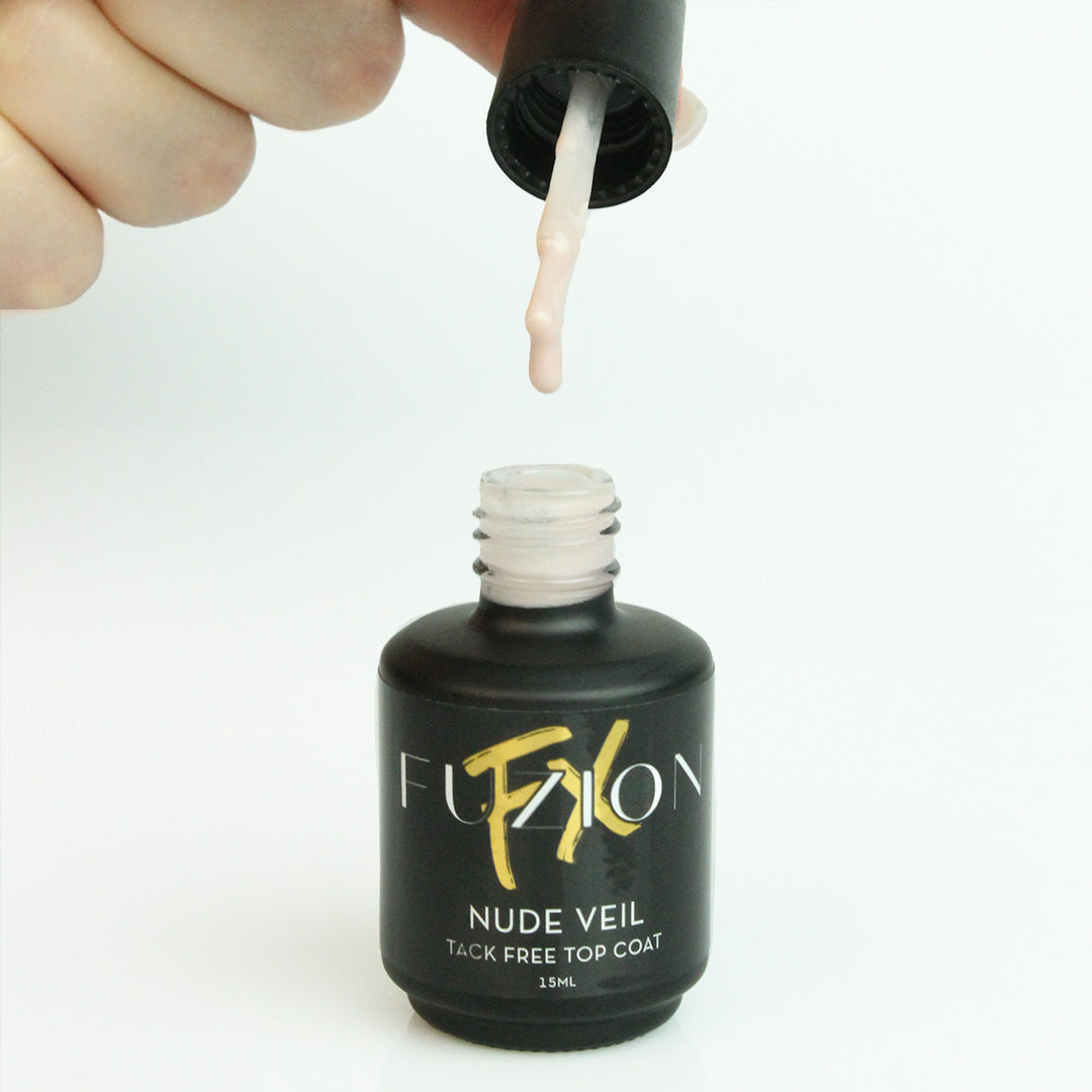 SPECIAL FX VEIL TOPCOAT NUDE